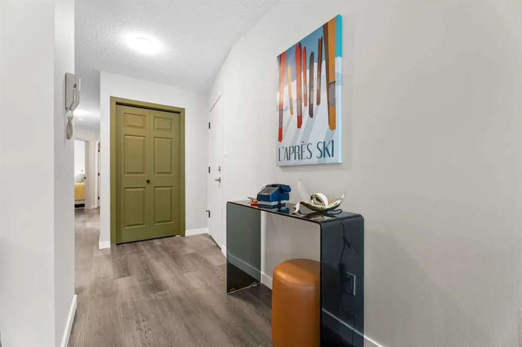 825 4 Street NE, #202