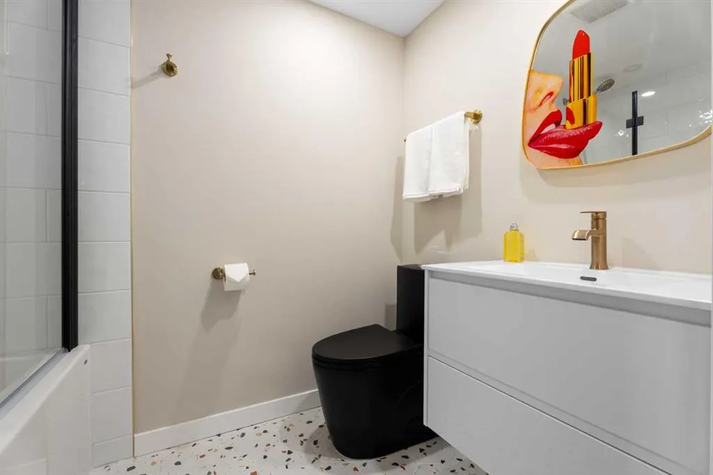 825 4 Street NE, #202