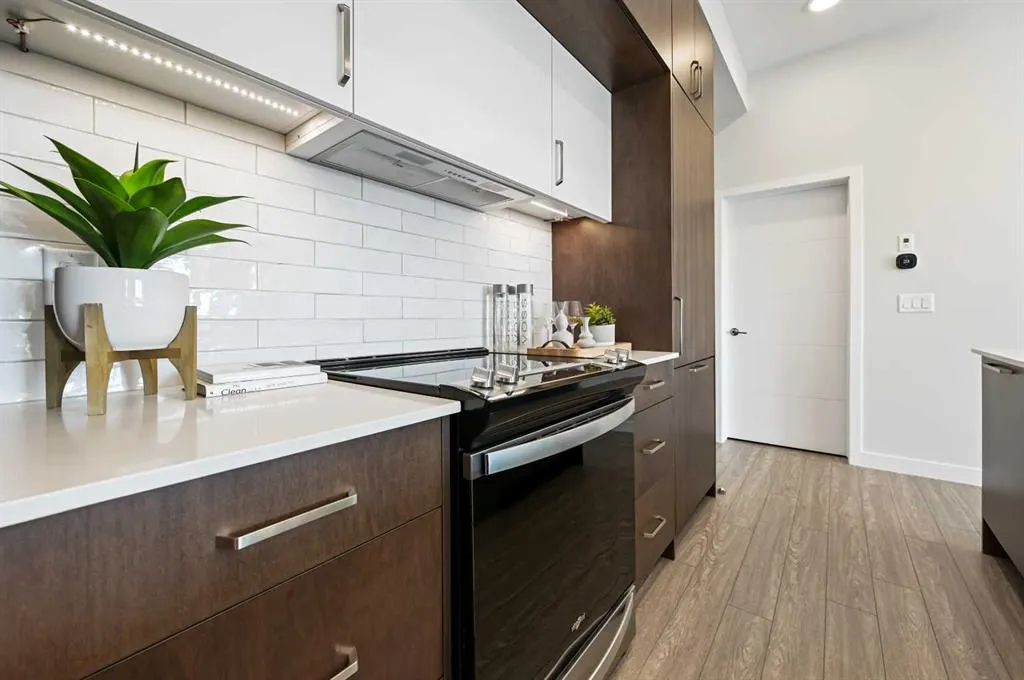 255 Les Jardins Park SE, #422