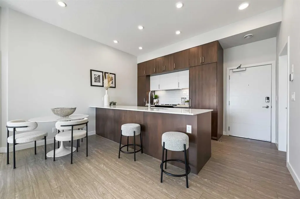 255 Les Jardins Park SE, #422