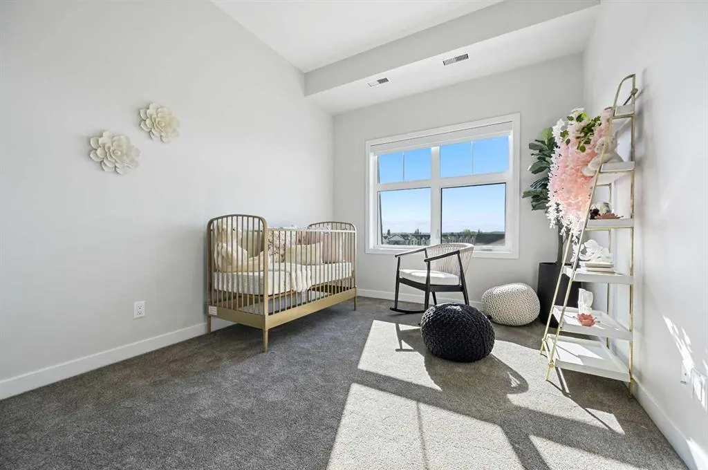 255 Les Jardins Park SE, #422