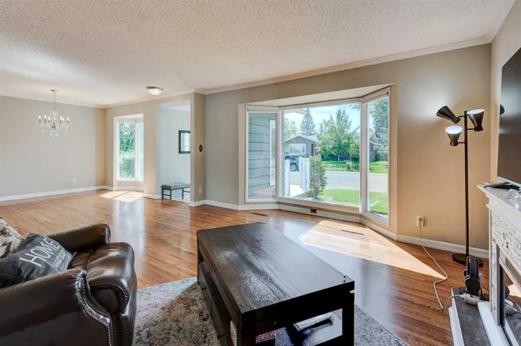 32 Atlanta Crescent SE