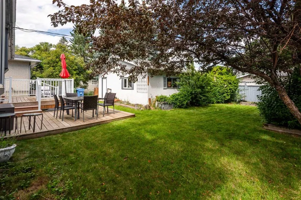 32 Atlanta Crescent SE