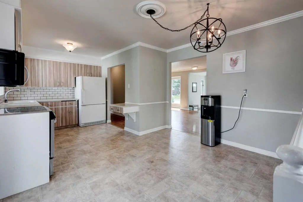 32 Atlanta Crescent SE