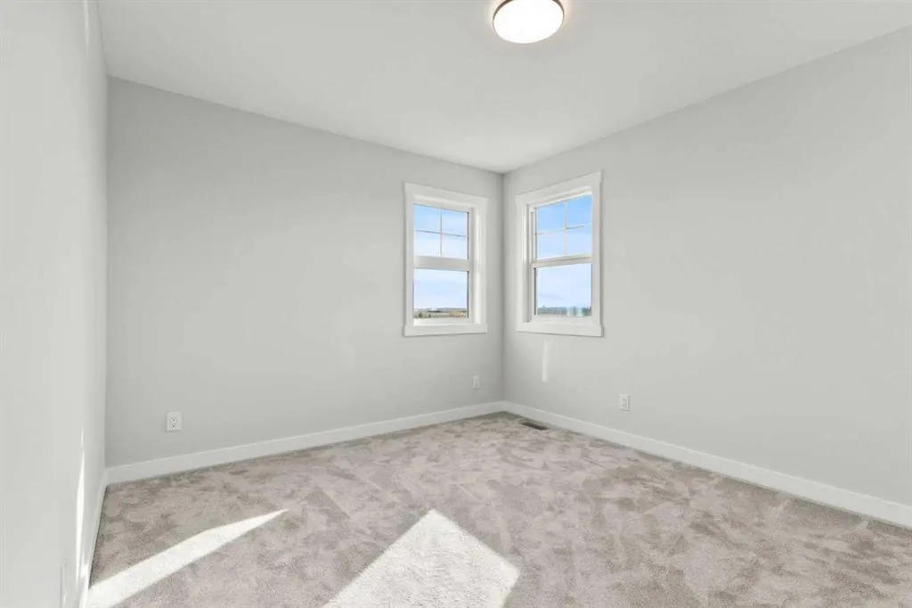 315 Kinniburgh Loop