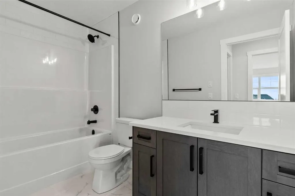 315 Kinniburgh Loop