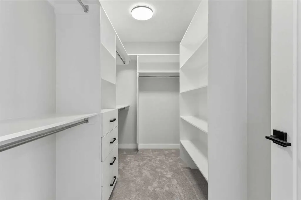 315 Kinniburgh Loop
