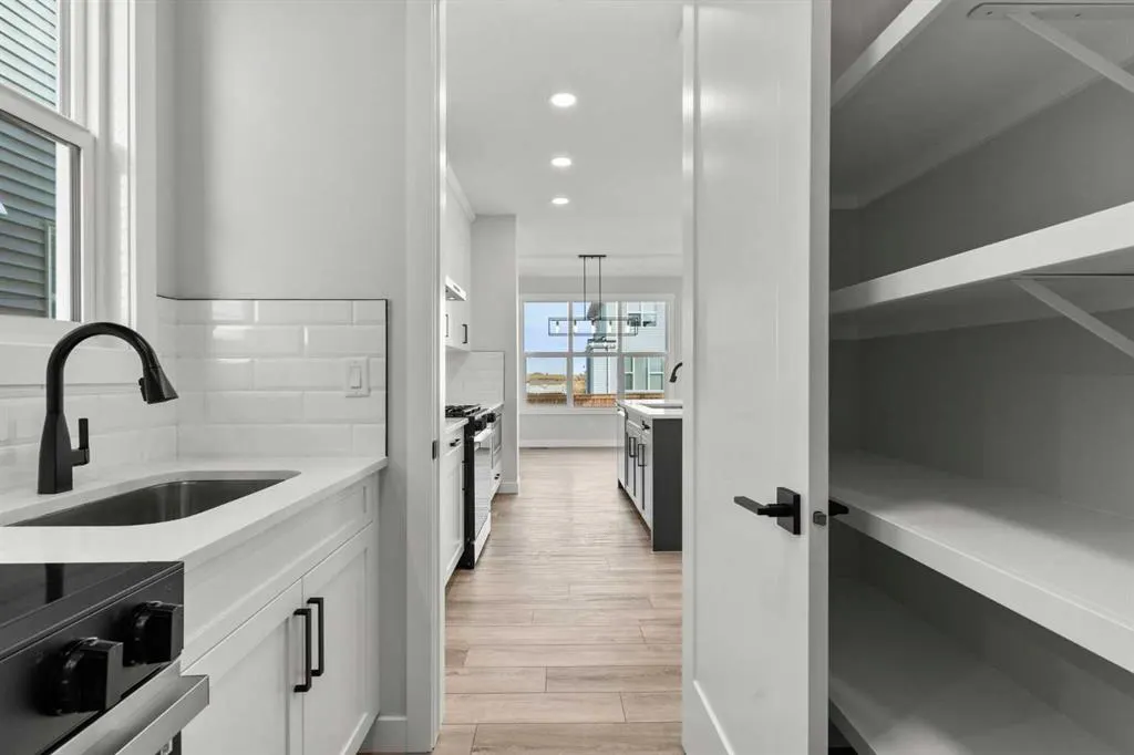 315 Kinniburgh Loop
