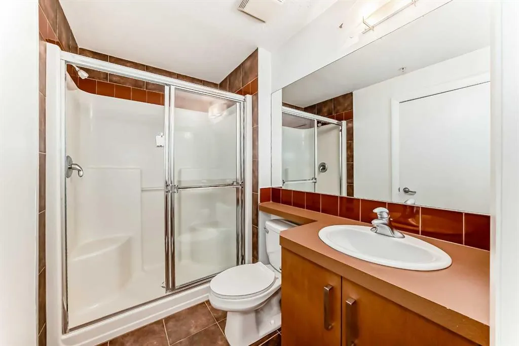 1410 1 Street SE, #305