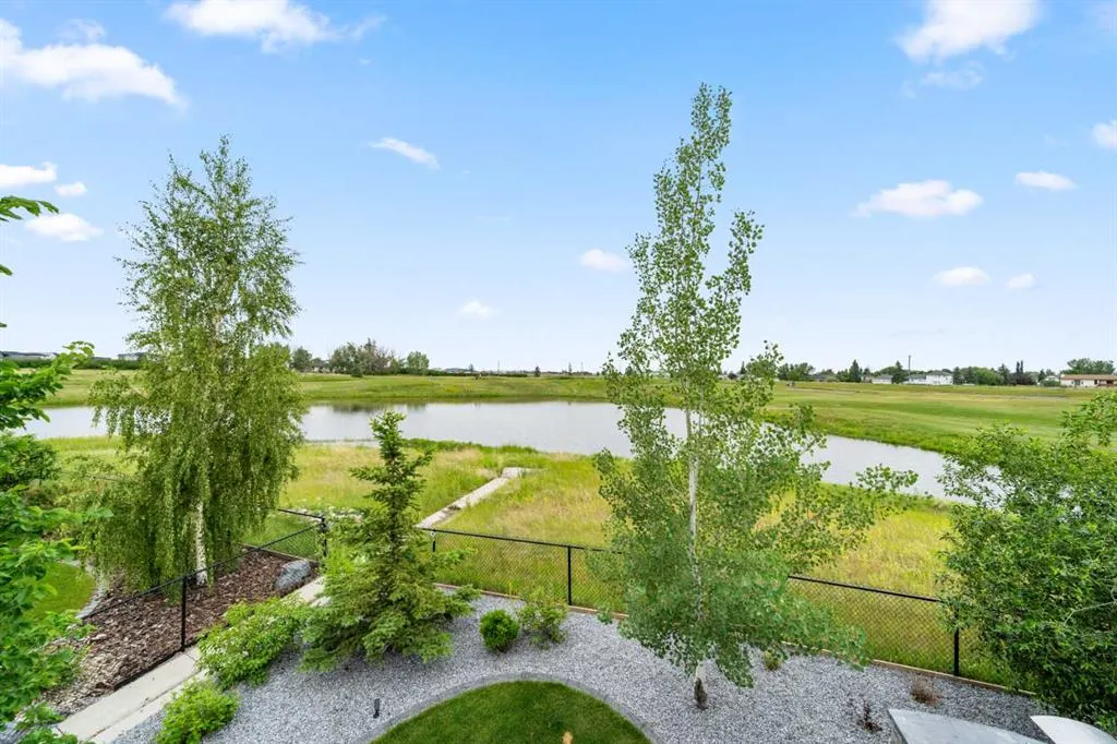 244 Boulder Creek Crescent SE
