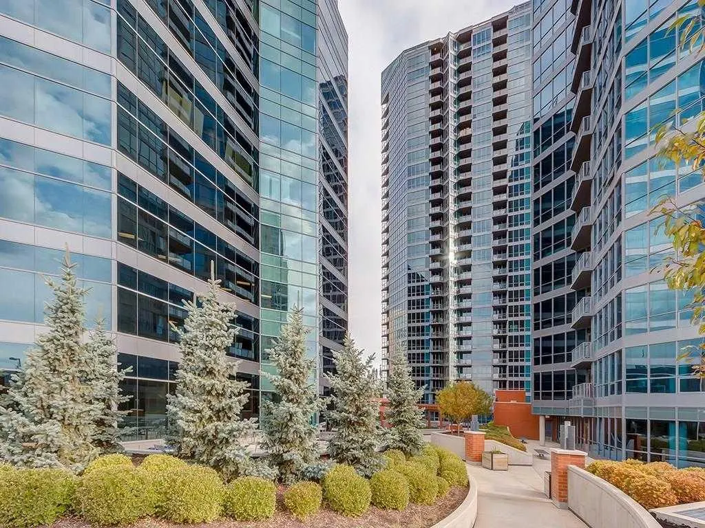225 11 Avenue SE, #1903