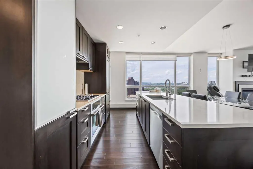 222 Riverfront Avenue SW, #1821