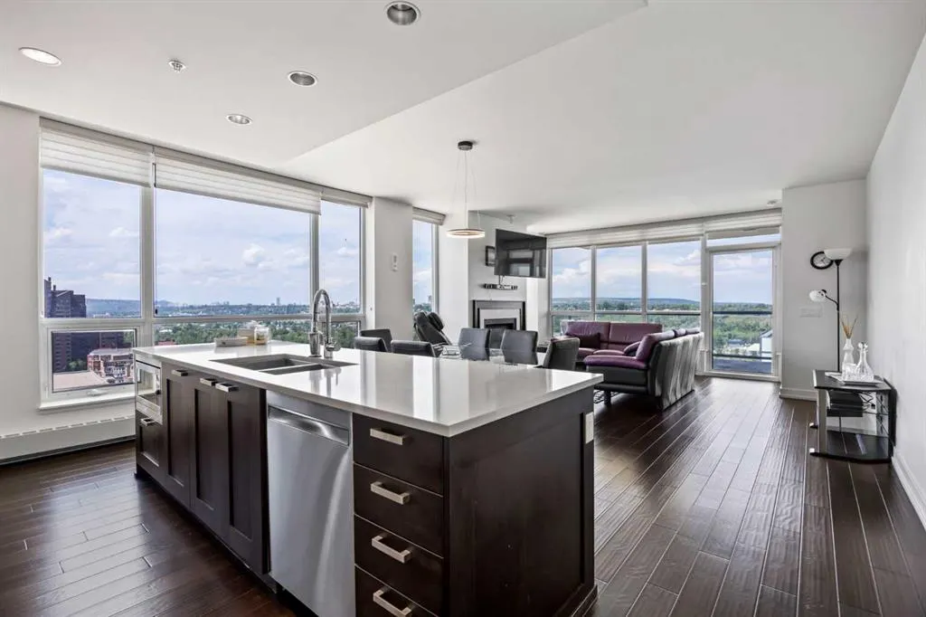 222 Riverfront Avenue SW, #1821