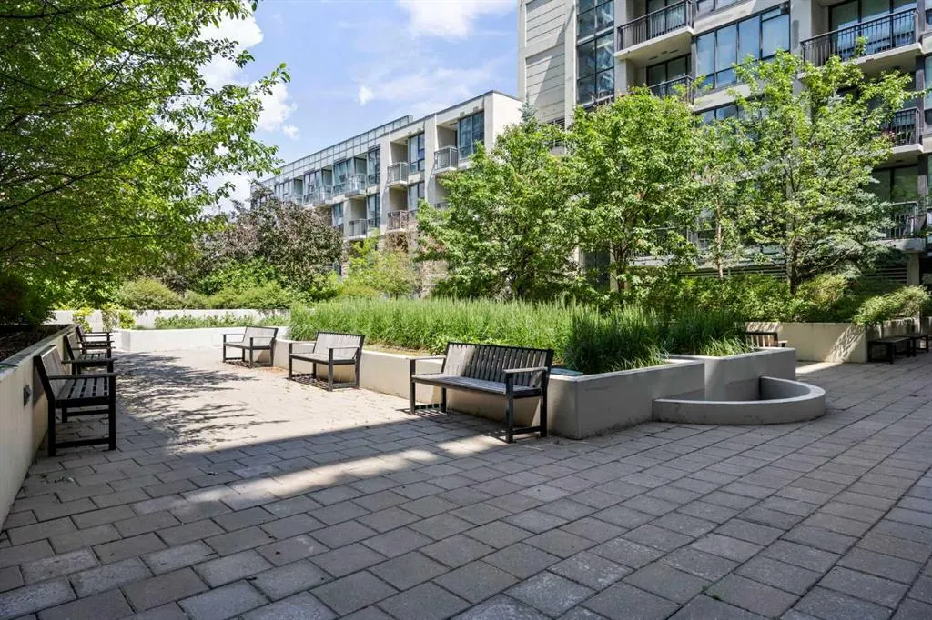 222 Riverfront Avenue SW, #1821