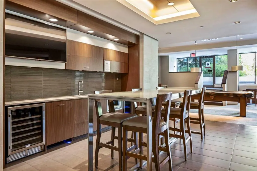 222 Riverfront Avenue SW, #1821