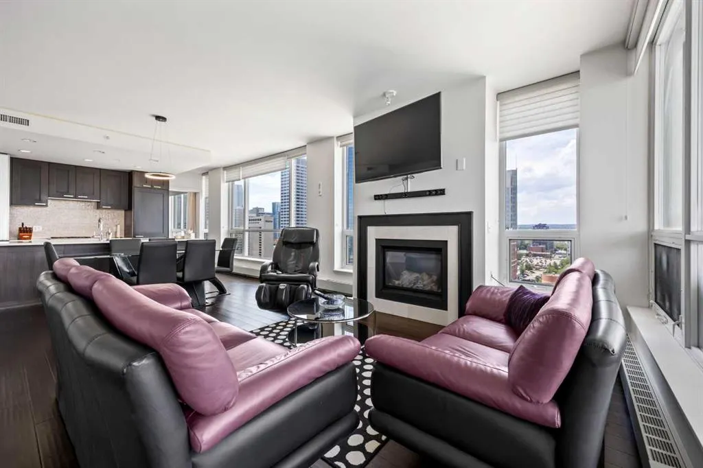 222 Riverfront Avenue SW, #1821