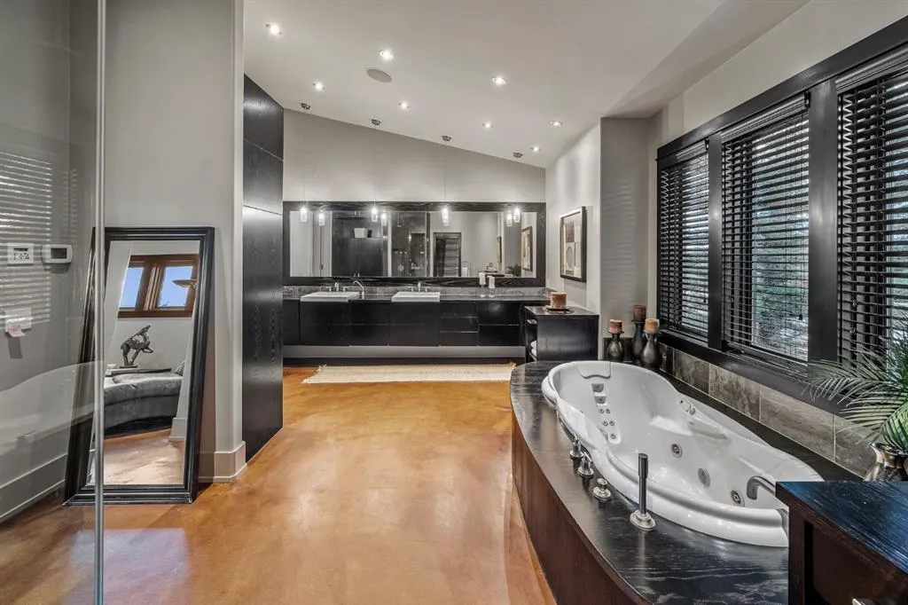 264390 Forestry Trunk Road