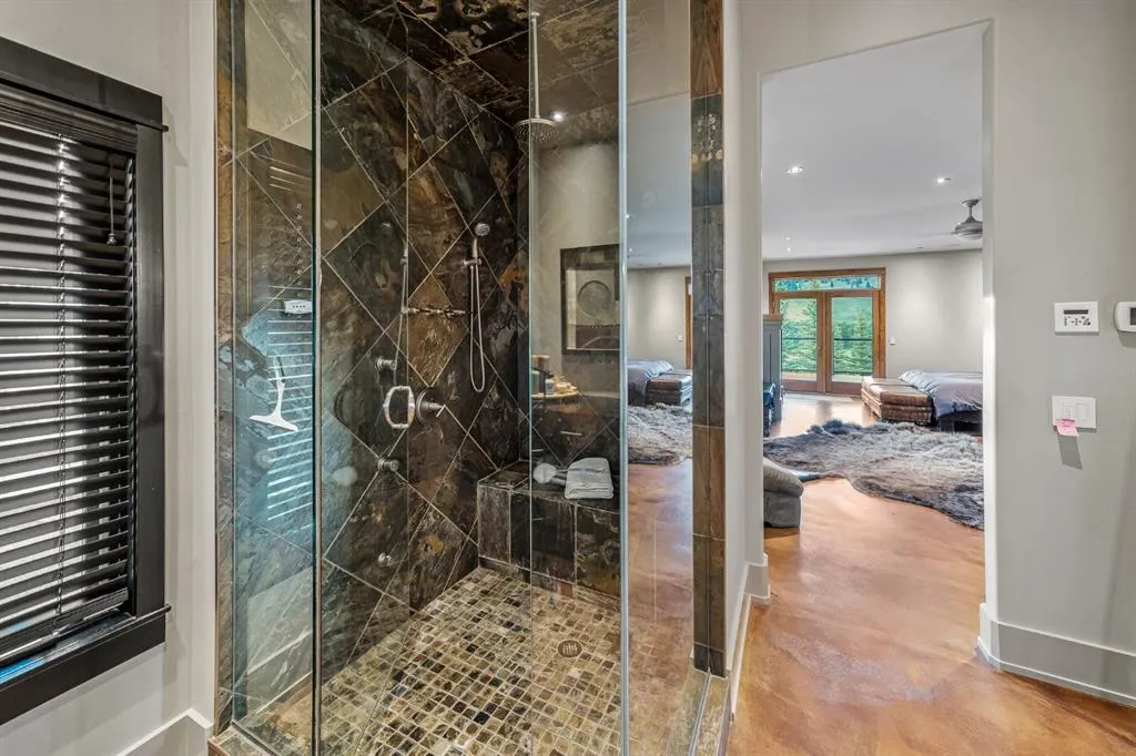 264390 Forestry Trunk Road