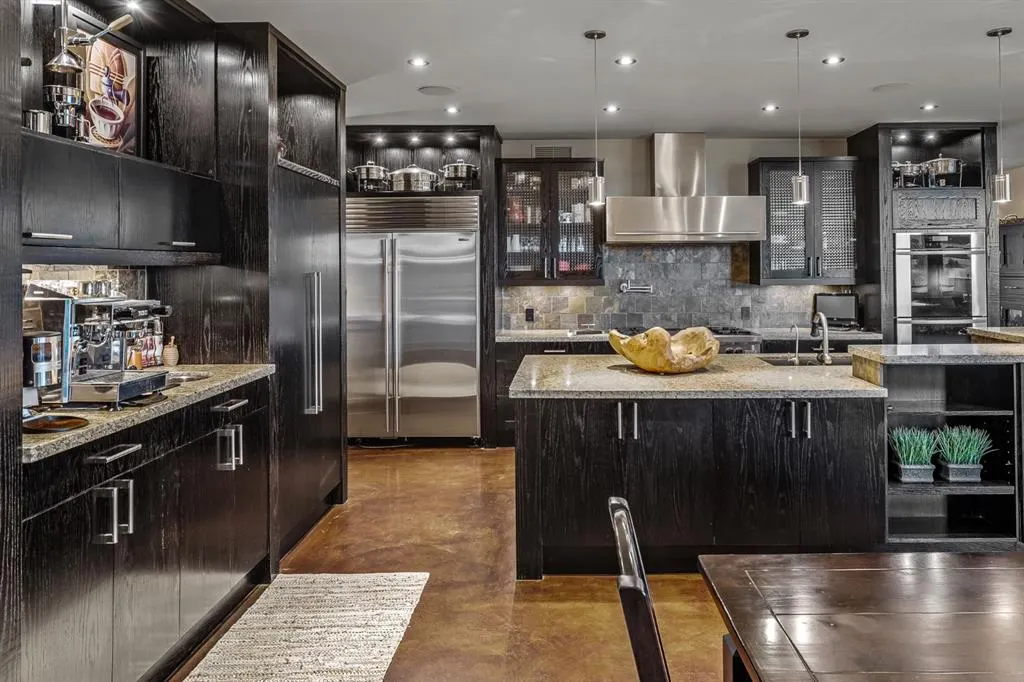 264390 Forestry Trunk Road