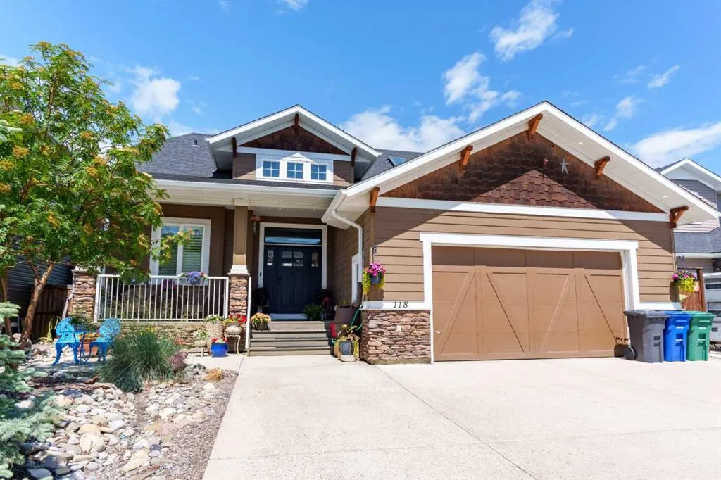 118 Riverwood Crescent SW