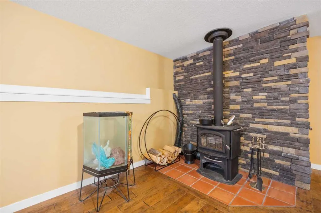 118 Riverwood Crescent SW