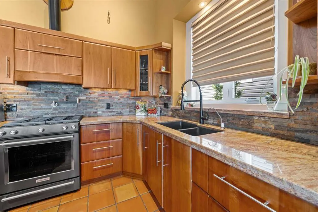 118 Riverwood Crescent SW