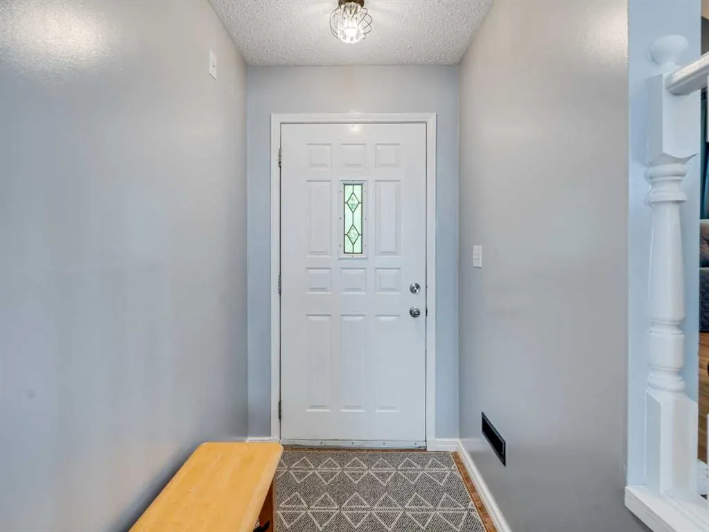 9 Hunters Mews
