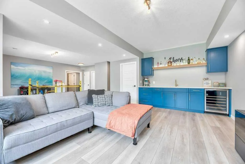 1181 Hillcrest Manor Estates