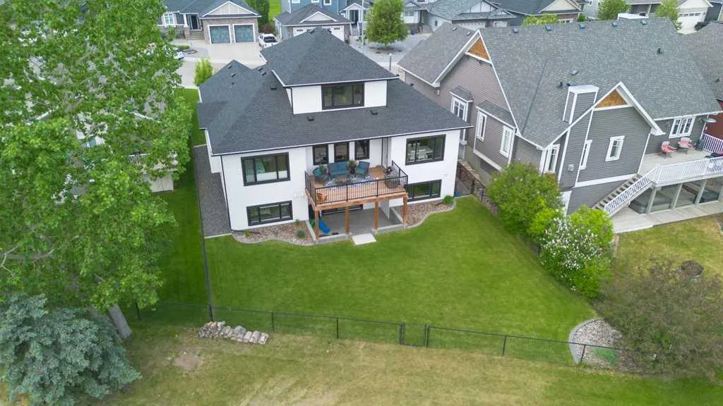 1181 Hillcrest Manor Estates