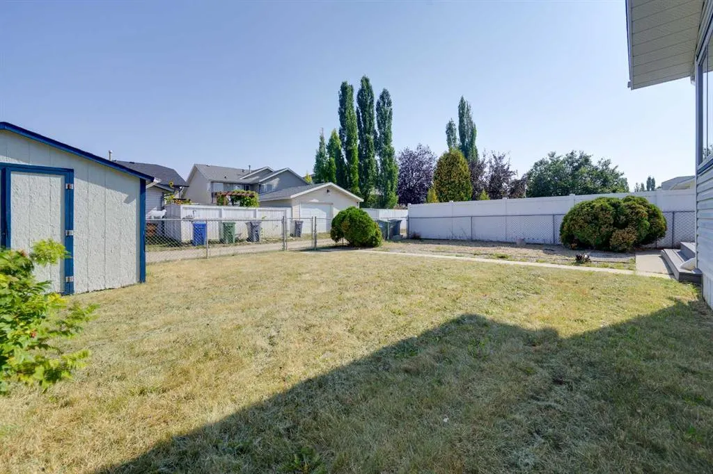 174 Donnelly Crescent