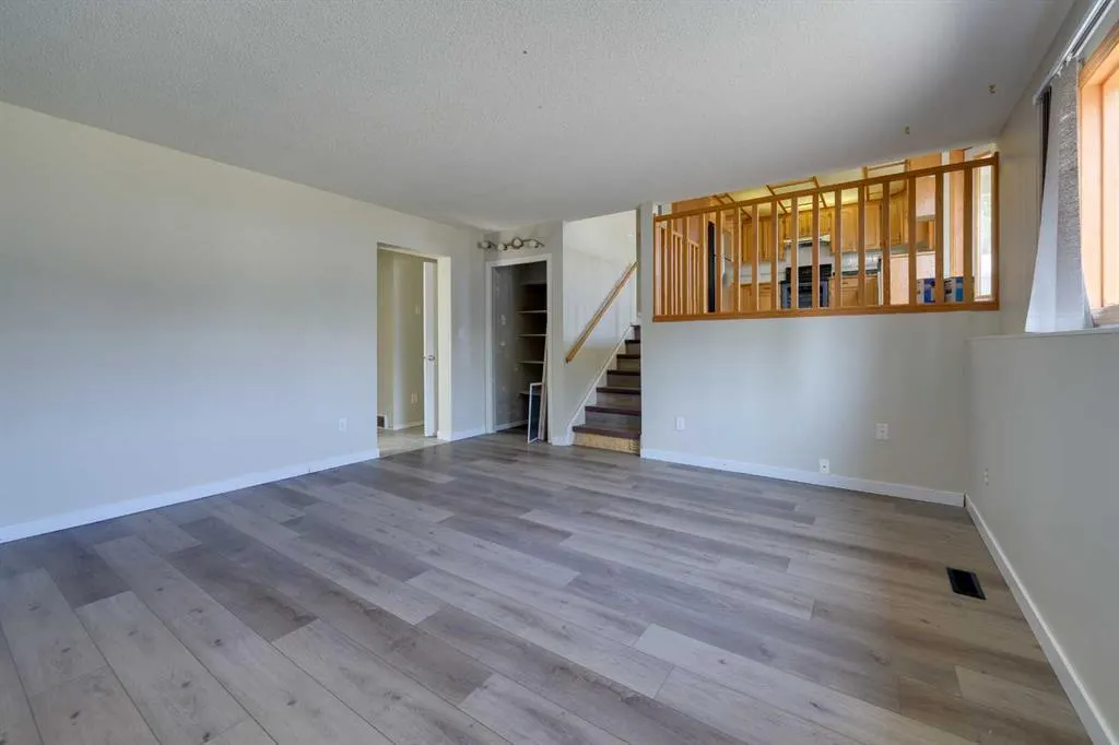 174 Donnelly Crescent