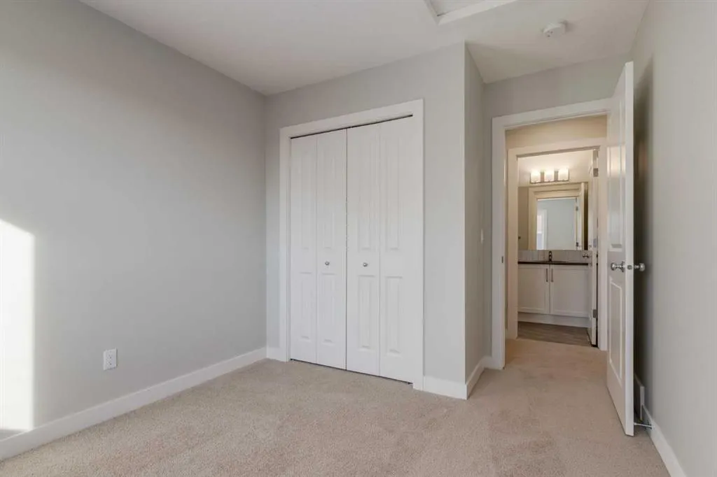 207 South Shore Court