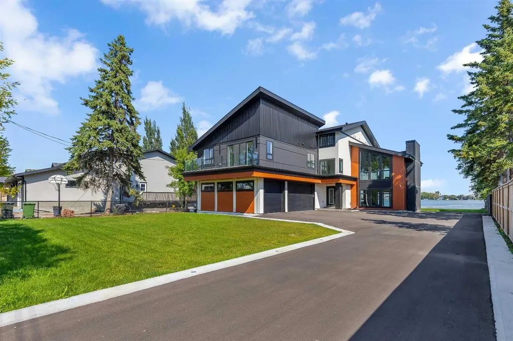 476 WEST CHESTERMERE Drive