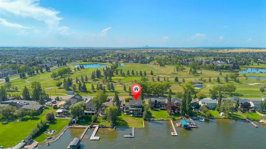 476 WEST CHESTERMERE Drive