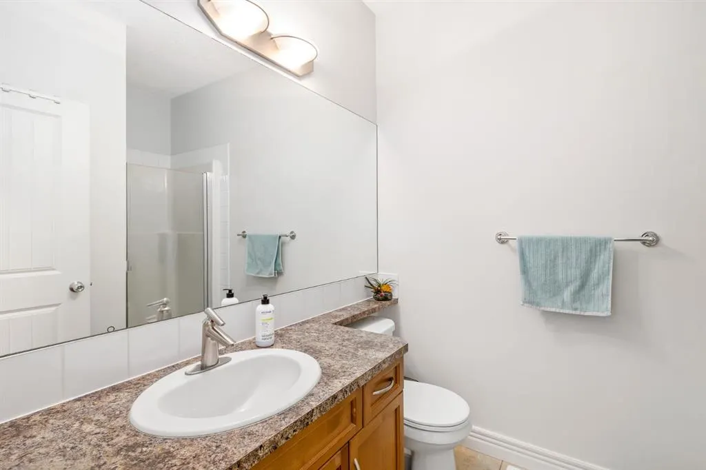 156 Rockyledge View NW, #7