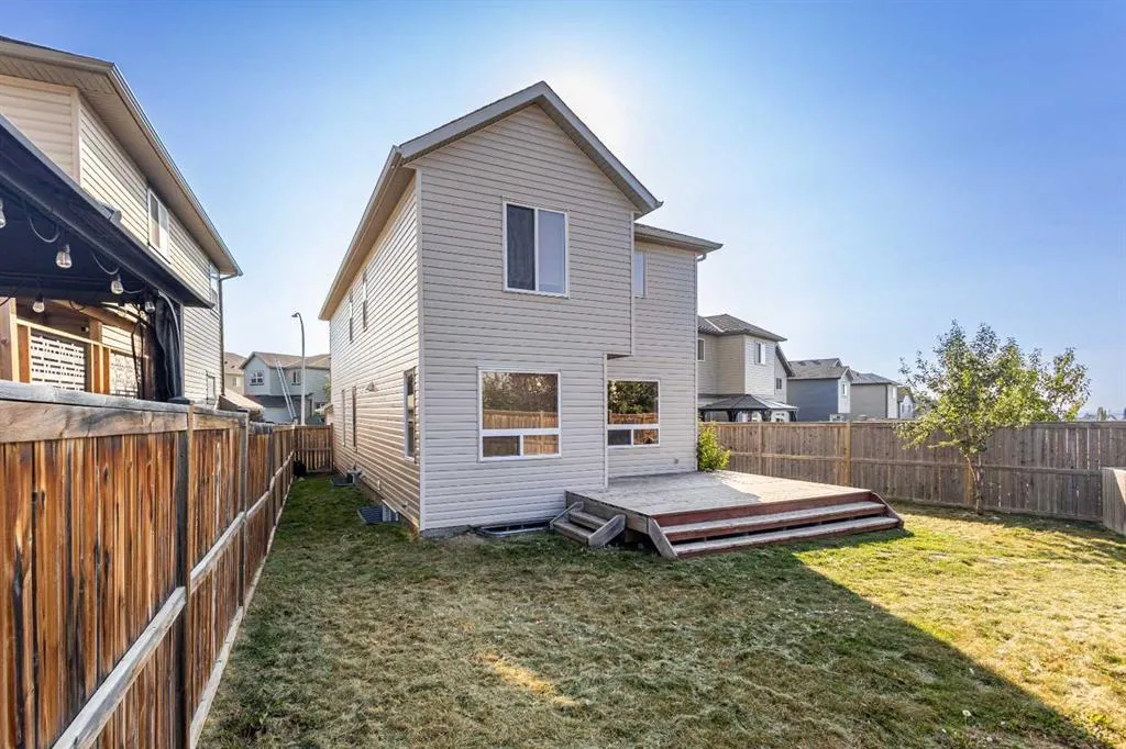 46 covepark Rise NE