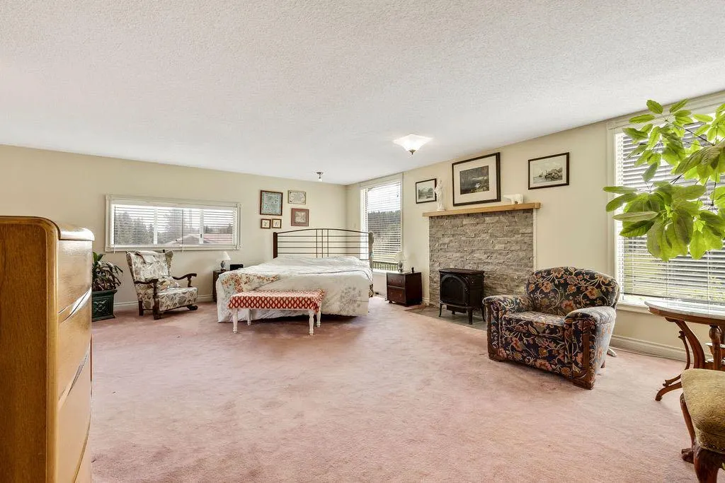 98 Saddle Road