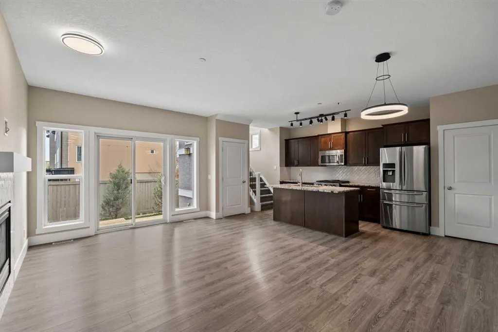 36 Covecreek Mews NE