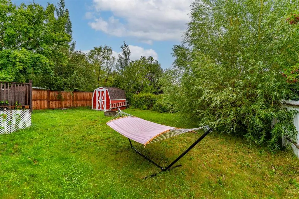 608 Henricks Drive