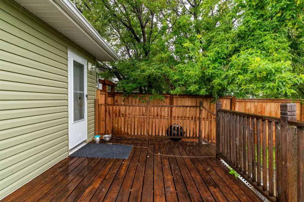 608 Henricks Drive