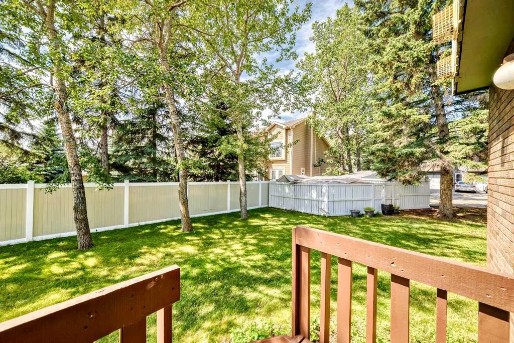 803 Varsity Estates Drive NW, #16