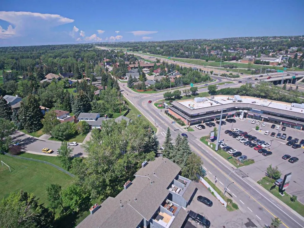 803 Varsity Estates Drive NW, #16