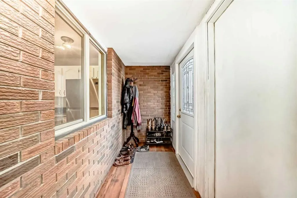 803 Varsity Estates Drive NW, #16