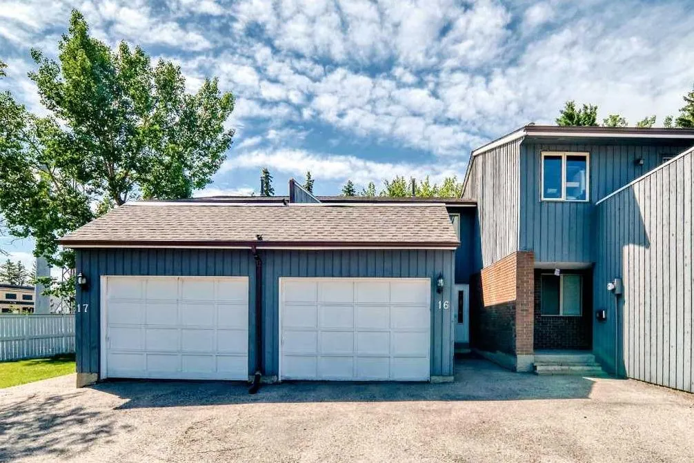 803 Varsity Estates Drive NW, #16