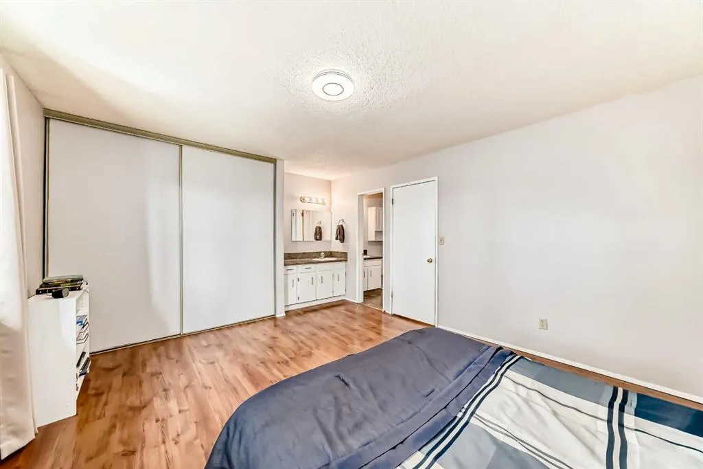 803 Varsity Estates Drive NW, #16