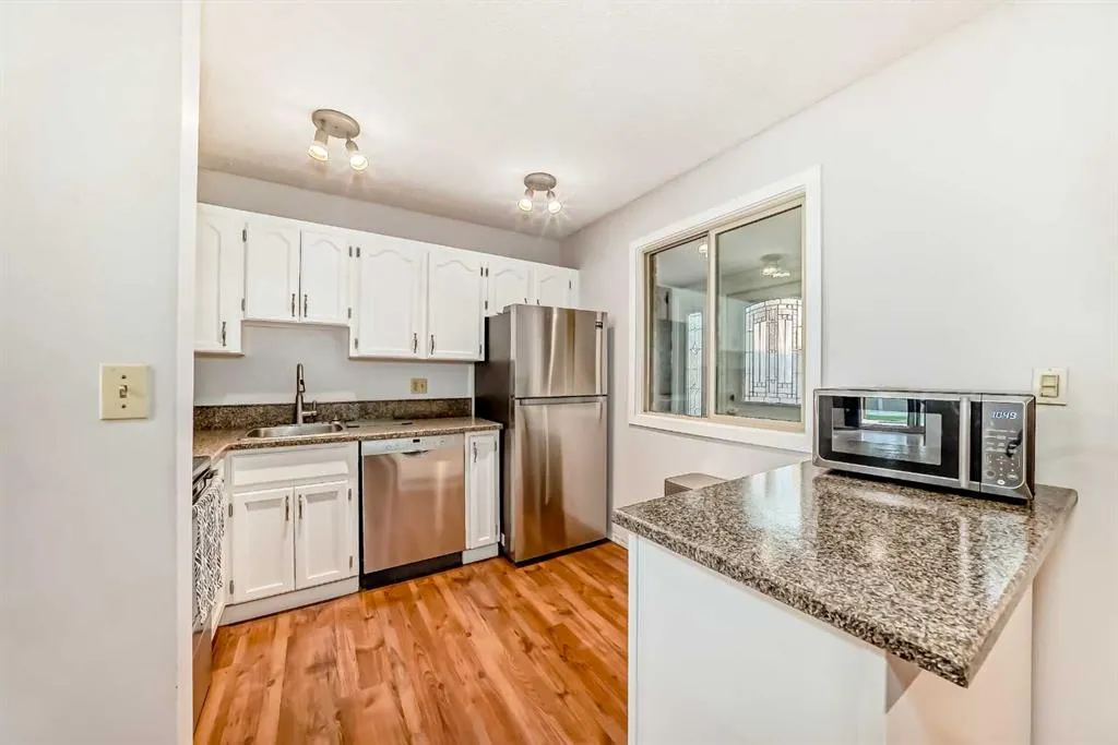 803 Varsity Estates Drive NW, #16