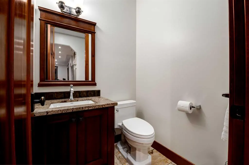 21 BUTTE HILLS Court