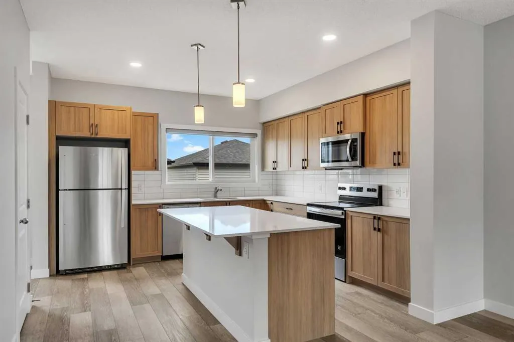 822, 826, 830, 834 Wolf Willow Boulevard SE