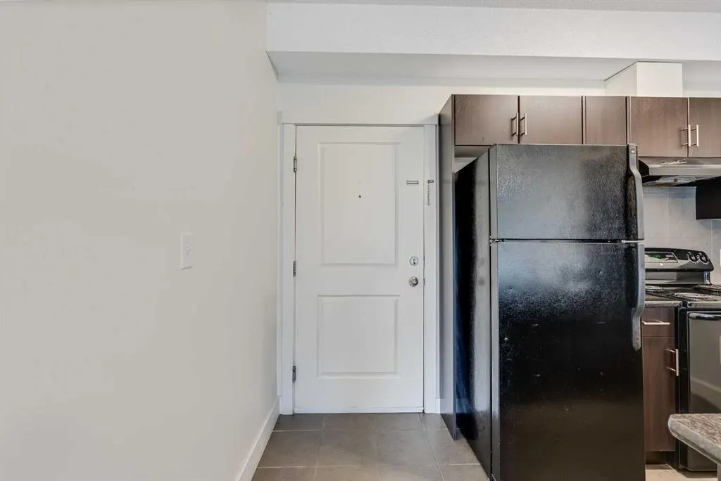 3950 46 Avenue NW, #206