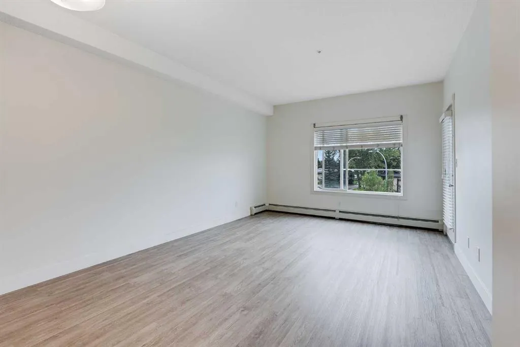 3950 46 Avenue NW, #206